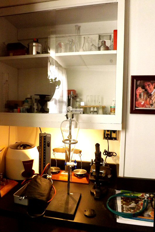 Art / Antique Laboratory Glassware Collectibles from the 1930s Old Pharmacy and Medical Devices s IN EXCELLENT CONDITION
