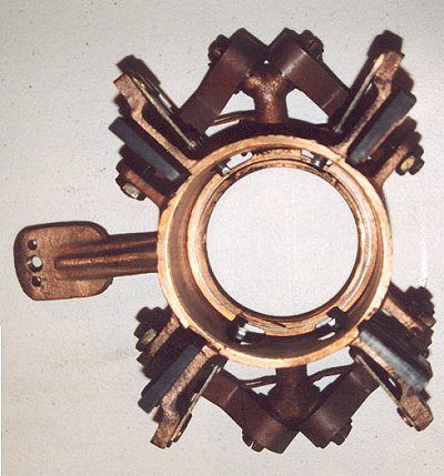 brushhldr2.jpg